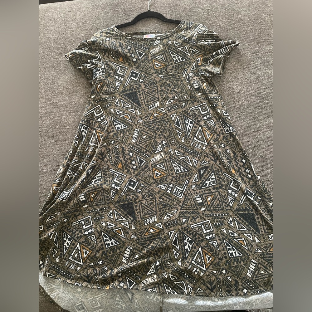 LuLaRoe Carly